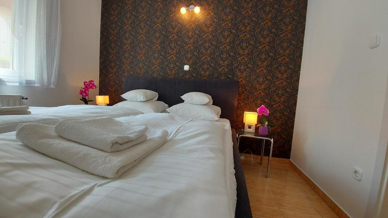 Amulett Suite Apartment Hajduszoboszlo Exterior foto