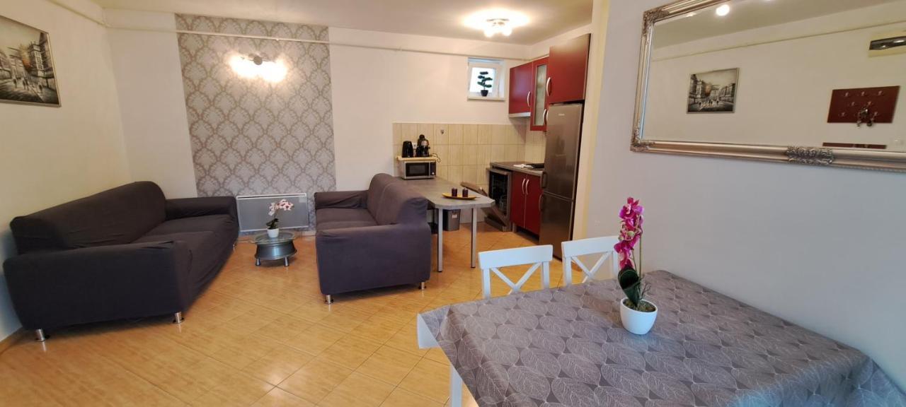 Amulett Suite Apartment Hajduszoboszlo Exterior foto